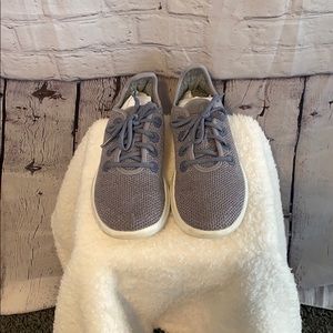 ALLBIRDS Women’s Perrywinkle Sneakers...Sz 9